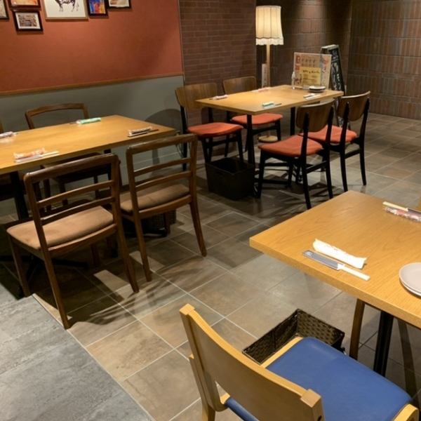 確かな目で厳選、こだわりの素材を使用した自慢のお肉の数々。極上の味わいをたっぷり味わえます!ナチュラルで温かみのある店内は、家族連れにも最適♪お祝い事や記念日などの食事にもぴったりです!大好きな肉盛りをみんなで囲んで、思い出に残る素敵なひと時を♪