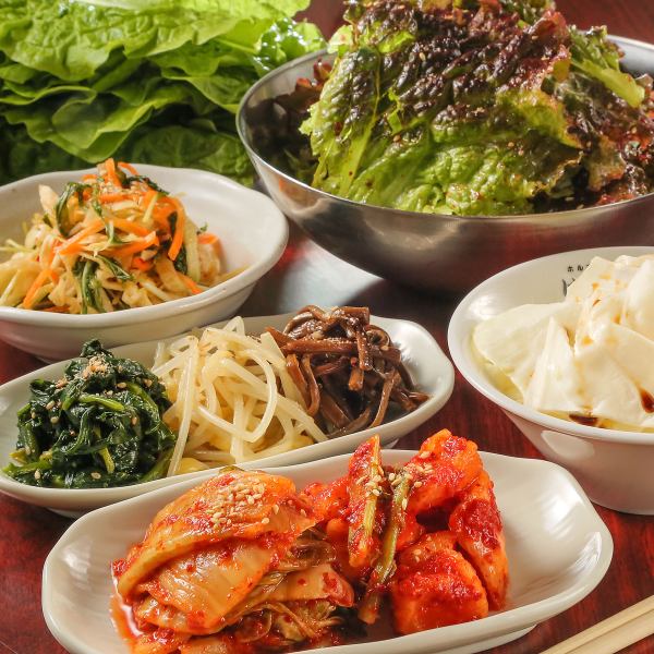 From popular kimchi to choregi salad ♪ 450 yen ~