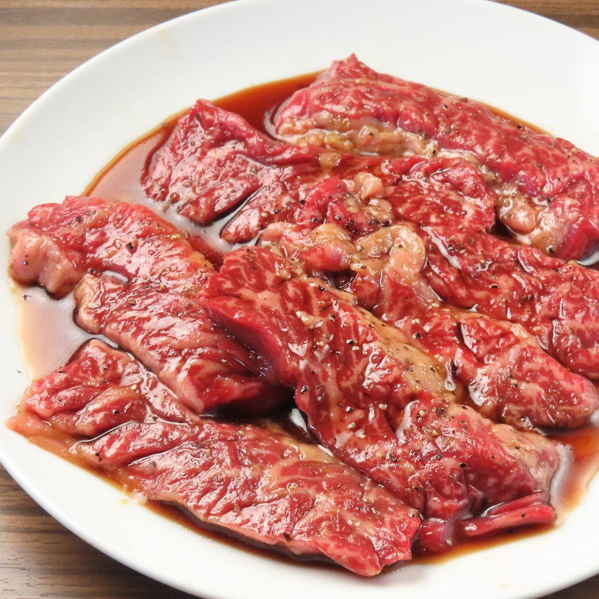 A special sauce that brings out the natural flavor of the meat! Enjoy the delicious yakiniku.