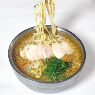 Samgyetang-style ramen