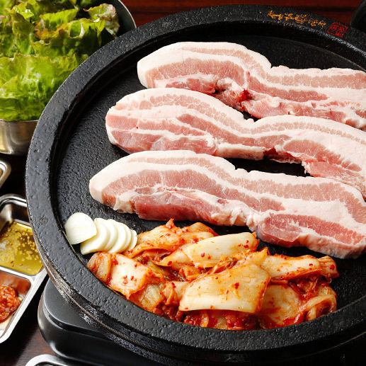 Same-day booking available! [All-you-can-eat lava stone yakiniku] 3,980 yen ⇒ 2,980 yen