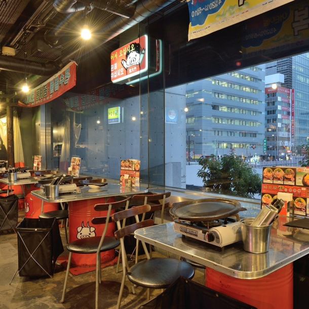 ★[A fun drinking party is all about it★The interior looks like a Korean market!] Available for 1 person or more.Enjoy a private meal with your family, friends, colleagues, or lover while enjoying the surrounding atmosphere!