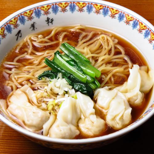 Specialty shrimp wonton noodles (soy sauce / salt)