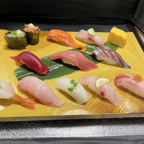 駿河の握り盛合せ(十三貫)