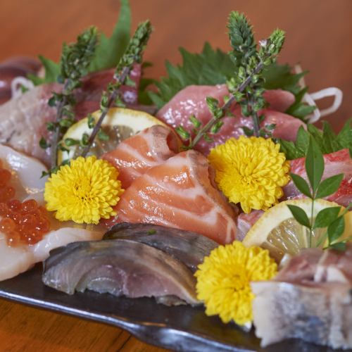 Assorted fresh seafood sashimi ☆ "Sashimi platter <pine, bamboo, plum>"