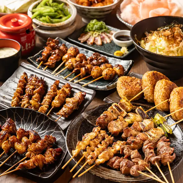 【香ばしい香り】焼き鳥◆炭火で一本一本丁寧に焼き上げる自慢の焼き鳥