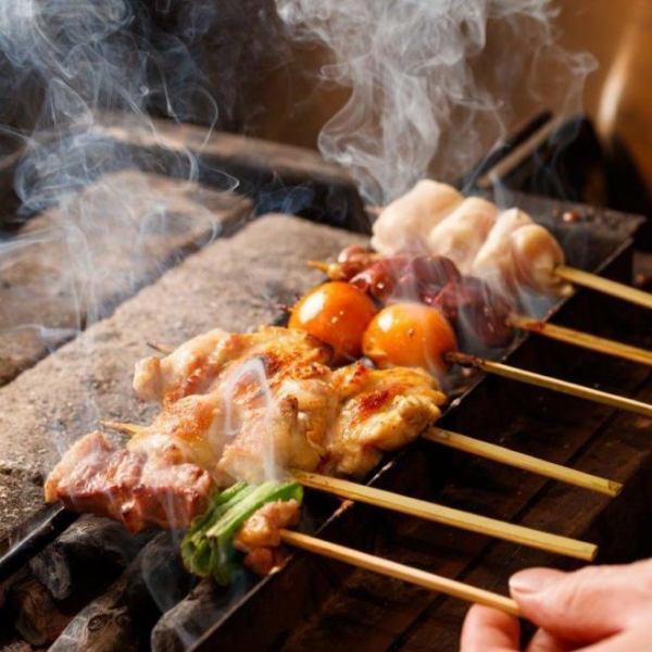 All-you-can-eat charcoal-grilled yakitori at a Japanese izakaya with all private rooms!