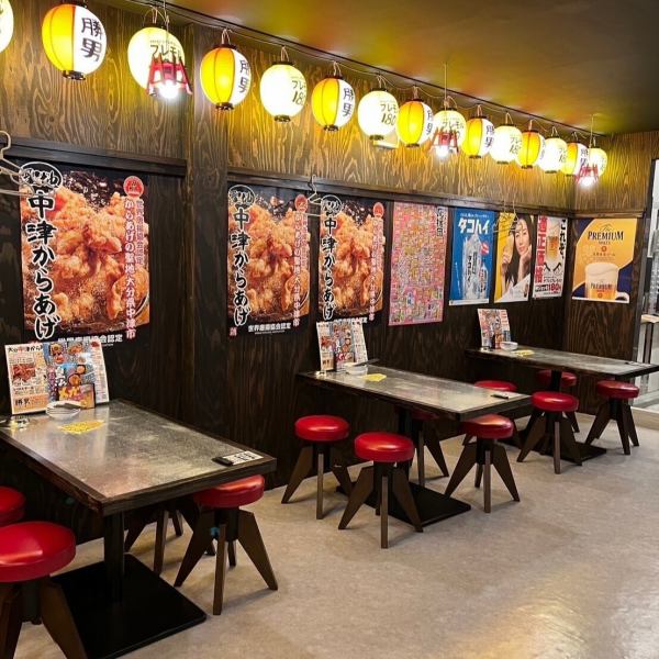 You can drop in at any time, whether you want to chat with your friends over a drink or just want to drop in for a drink after work! Come and have a great time with our classic fried chicken and delicious beer♪