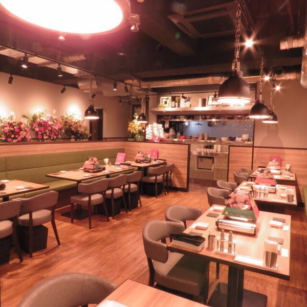 席タイプは【堀ごたつ個室6部屋36席、ソファーテーブル席7テーブル34席】となっております。ご宴会はもちろん、接待やデートなど特別なお食事、普段使いのお食事にもご利用下さい。