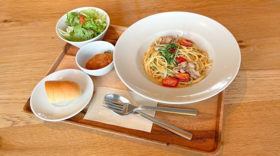 《フォカッチャ・ドリンク付き》パスタランチセット/1,650円(税込)