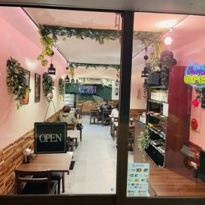 テーブル席多数！