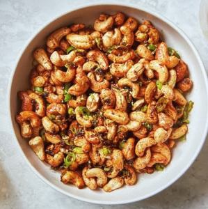 スパイシーカシューナッツ