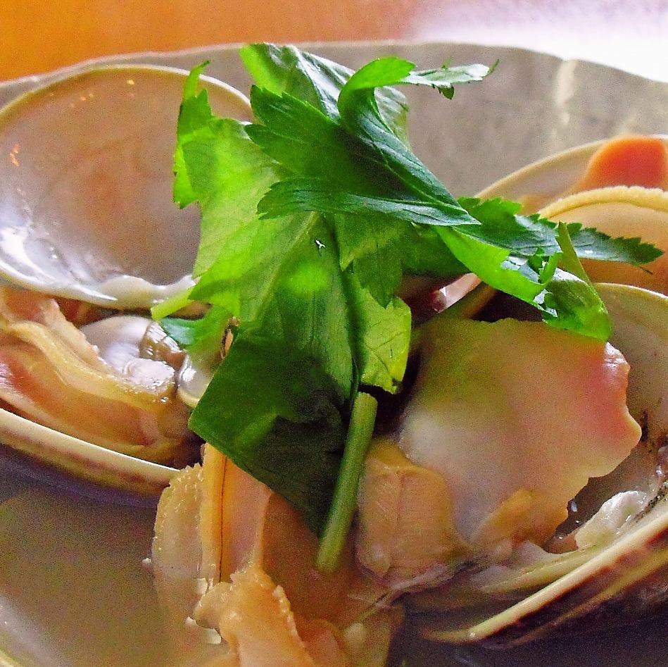 産直の新鮮で美味しい魚介類と鮨が自慢！名店で贅沢な一時を…