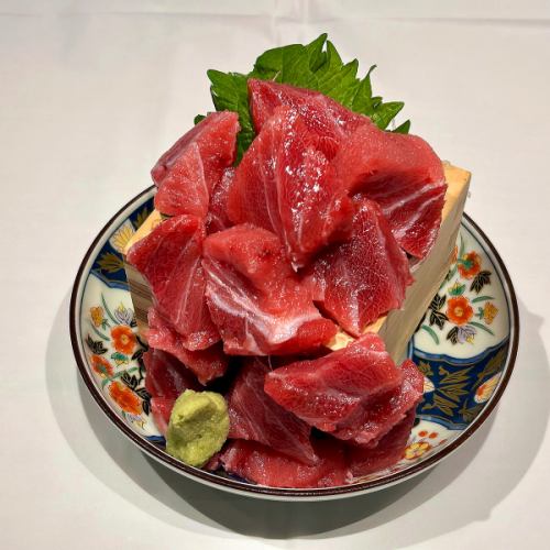 本マグロこぼれぶっ刺し