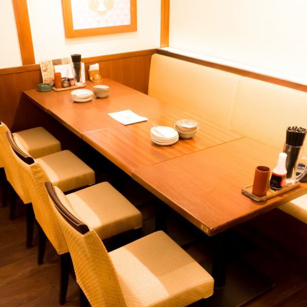 広々テーブル席で宴会はいかがですか♪シーンや予算に合わせてお選びいただける各種宴会ご用意しております！お気軽にご相談ください。【武蔵小杉/居酒屋/飲み放題/焼き鳥/宴会/団体/大人数/おすすめ/貸切/個室/誕生日/記念日】