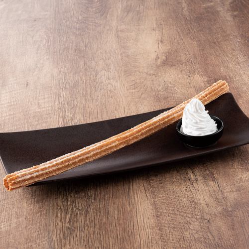 新鲜炸制的长条吉事果