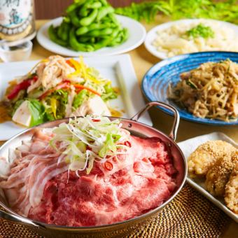 「肉火鍋或牛肉豬肉醬醬燒烤套餐」8道菜品合計4,000日圓+3小時無限暢飲