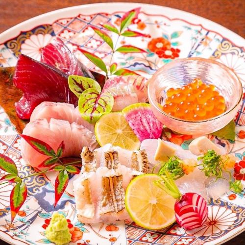 "Excellent freshness! Assorted sashimi" from 1,400 yen