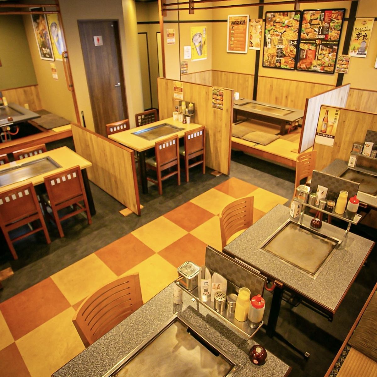 堀ごたつでゆったりとおくつろぎ頂きながらお食事が楽しめます◎