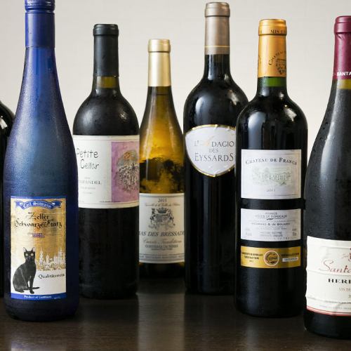 [12 kinds of wine] carefully selected by the owner