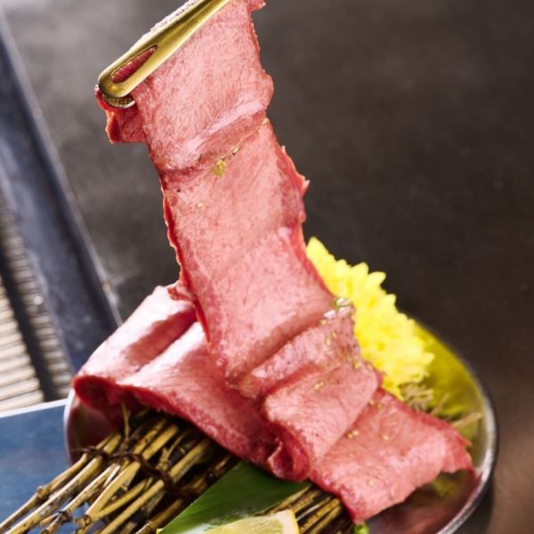 一頭買い黒毛和牛焼肉専門店！お肉のお持ち帰り承ります！ご注文の際はお電話にてお問い合わせください！
