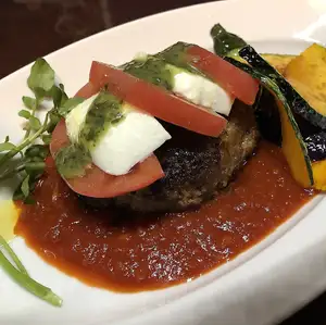 Caprese Hamburger