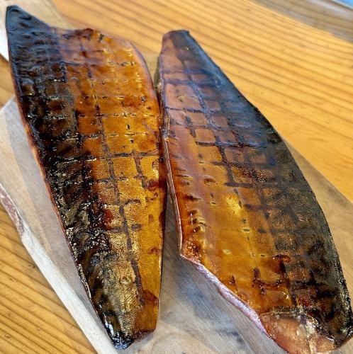 Smoked mackerel with seaweed salt