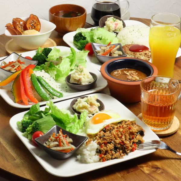 [◆You'll never get bored no matter when you come◆] Two types of plates are always available for lunch! One is a daily menu♪