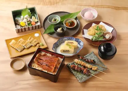「大菊」鰻魚盛宴懷石料理套餐，精選我們最優質的鰻魚料理。