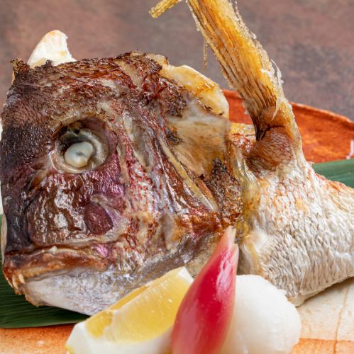 鯛の兜焼き/白海老の唐揚げ