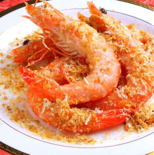 Stir-fried angel shrimp with spices