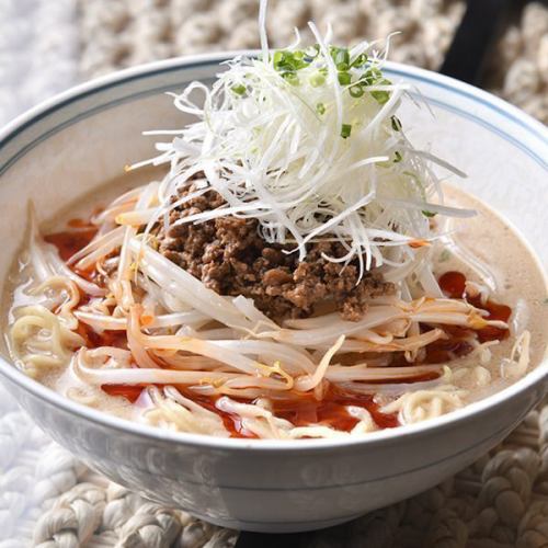 Dandan noodles with sesame flavor