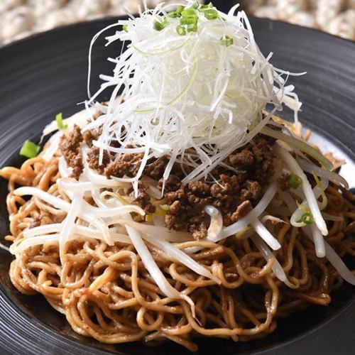 Sichuan style soupless dandan noodles