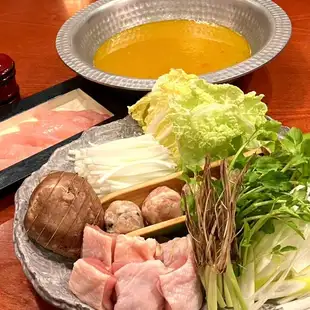 选择您的火锅：黄金山椒辣火锅版【特制火锅套餐】含无限畅饮：6,000日元