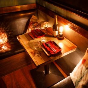 We also have stylish designer seats! The interior design and lighting have been carefully considered, creating a relaxing space lit by soft indirect lighting.It's also popular with women, so please use it for situations such as girls' gatherings and group dates in Shinjuku.