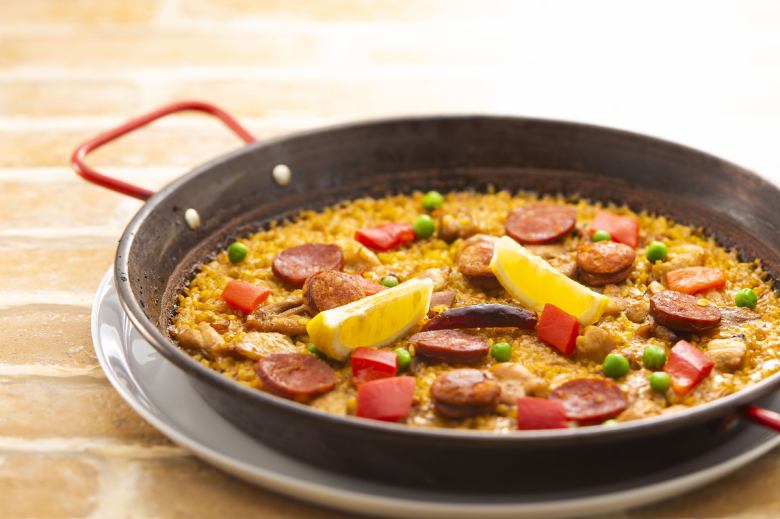 Chicken and chorizo paella (1 serving) ■1,450 yen (excluding tax)■
