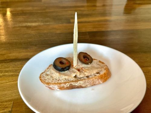 赤豚のリエットのピンチョス