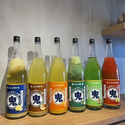 《生果実 鬼おろしサワー》 映えるドリンクとお料理♪