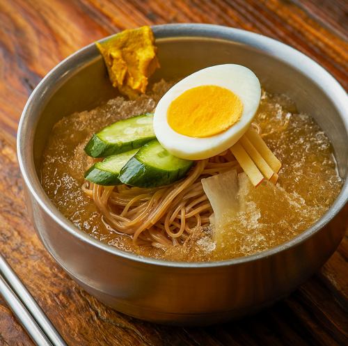 平壌冷麺