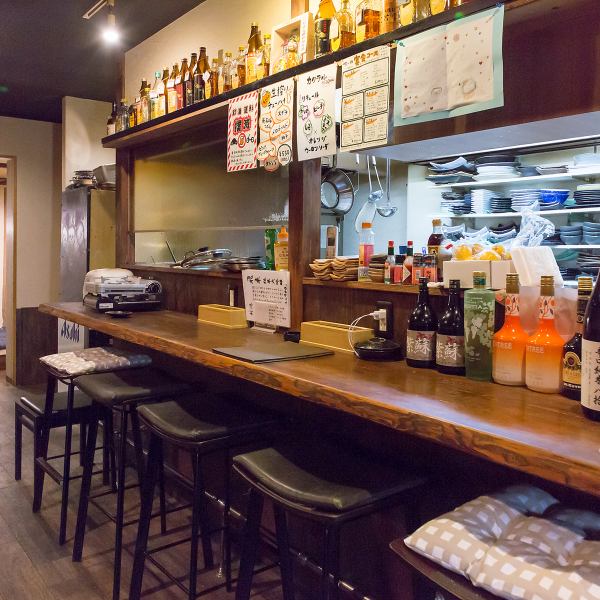 ≪居心地の良い空間で特別なひとときを♪≫親しい友人との食事や大切な人とのデートにぴったりな、落ち着いた雰囲気が自慢の当店。周囲を気にせずゆったりと寛ぎながら、美味しい料理とお酒を楽しむことができます。どんなシーンでも気軽に利用できる空間で、時間を忘れてリラックスしたひとときをお過ごしください!