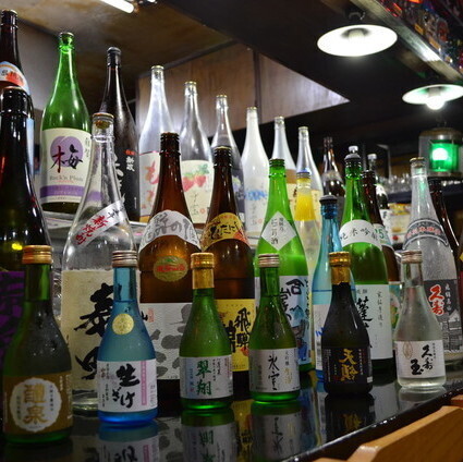 地酒を中心にお酒好きな方でも満足できるラインナップをご用意◎