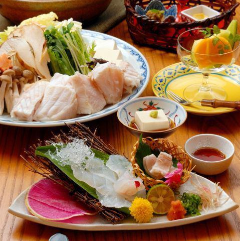 Wabi-sabi and hospitality unique to Japanese cuisine.