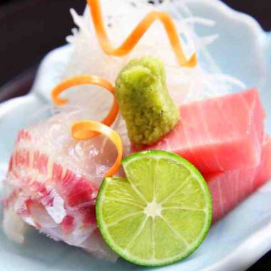 [Tokushima specialty] Shinwakafu and Naruto sea bream shabu-shabu hotpot course 6,600 yen
