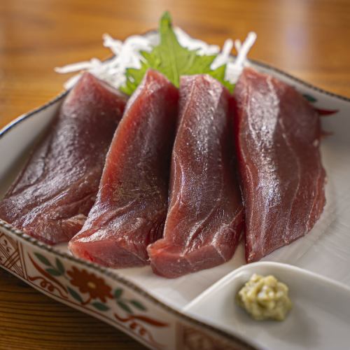 旬の味わいも楽しめる居酒屋