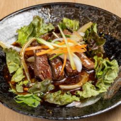 牛肉と玉ネギの焼き肉風味