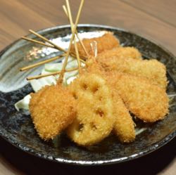 お得な串カツ盛り合わせ