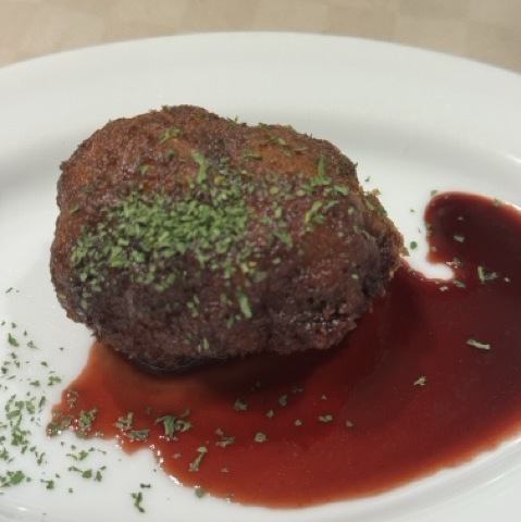 牛バラ肉のメンチカツ