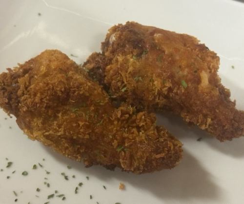 カリカリ骨付きチキン