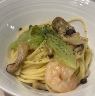 海老とレタスの柚子胡椒パスタ