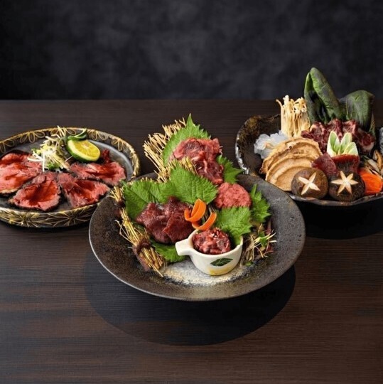 厳選馬肉・対馬金穴子・土鍋ご飯等と銘酒を堪能できる大人の隠れ家